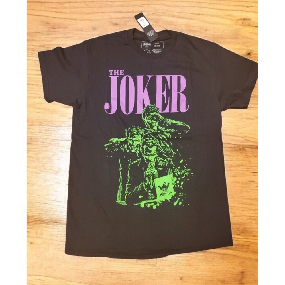 The Joker Supervillan Graphic Tee‎ Women's Size Medium Black Short Sleeve NWT